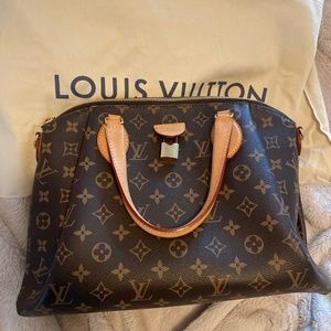 Louis Vuitton Rivoli MM